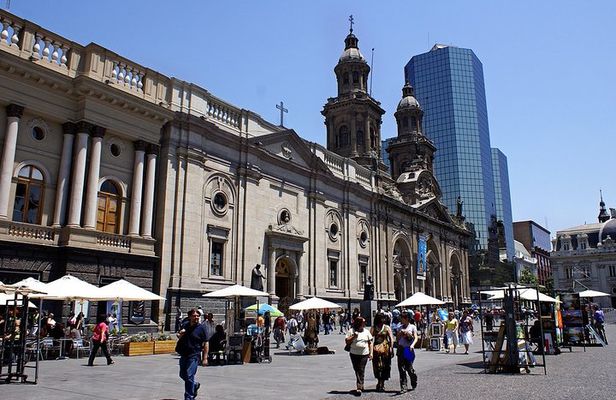 Private Tour: Santiago like a Local