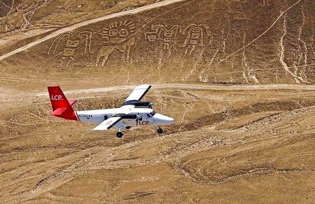 The Nazca Lines & Huacachina Oasis from Lima - Private Trip