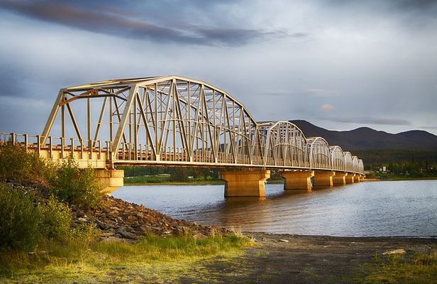 The Best of Yukon City Tour (by car)