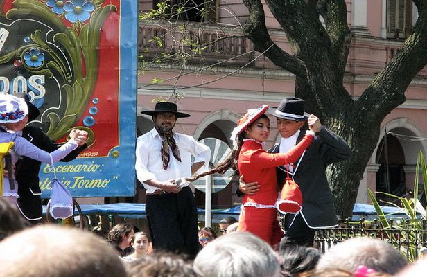 Half Day Private Tour Discovering San Telmo And Mataderos Fairs