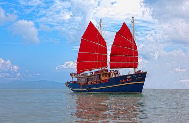 Red Baron Chinese Sailboat Tour from Koh Samui 