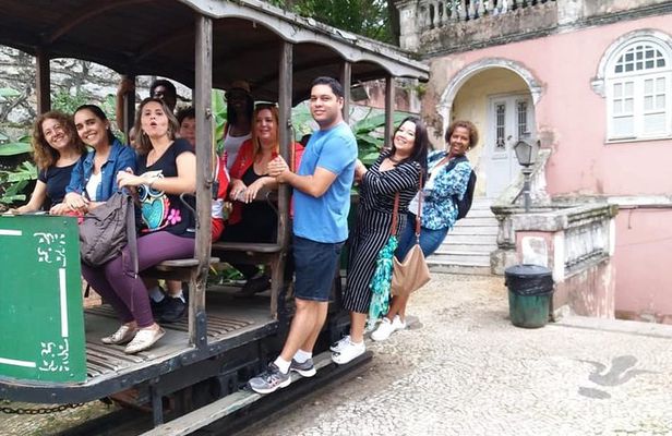 10 - Guided Walk to Santa Teresa