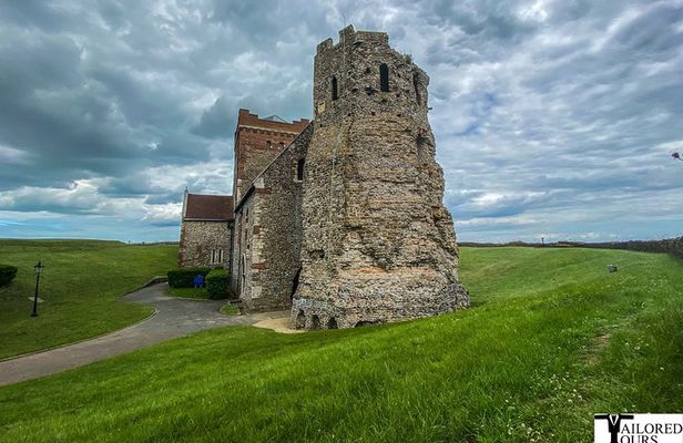 Private Tour to Canterbury, Dover Castle & Chilham