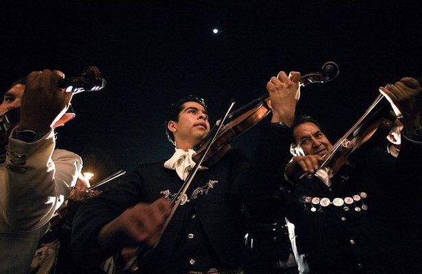 Mariachi Night in Garibaldi and Dinner at Bellini