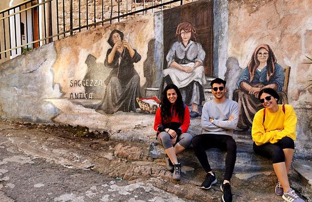 4x4 tour of Orgosolo: Murals and typical lunch at the shepherd's