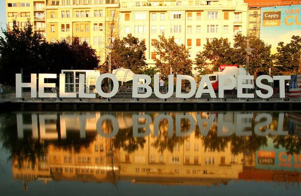 Orientation walk in Budapest