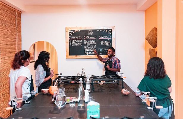 Market Tour and Cooking Class from Colombo