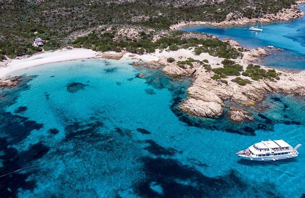 Boat trips La Maddalena Archipelago - Departure from La Maddalena