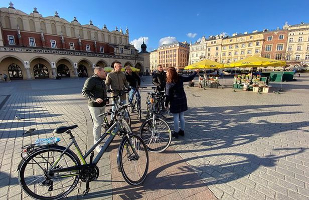 Complete Cracow Bike Tour (small group of maximum 15 people!)