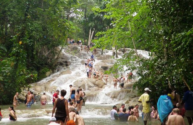 Dunn's River Falls Climb and Beach Include Entry Fee (ᵔᵕᵔ)