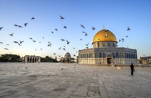 Jerusalem Temple Mount & Dome of the Rock from Tel Aviv