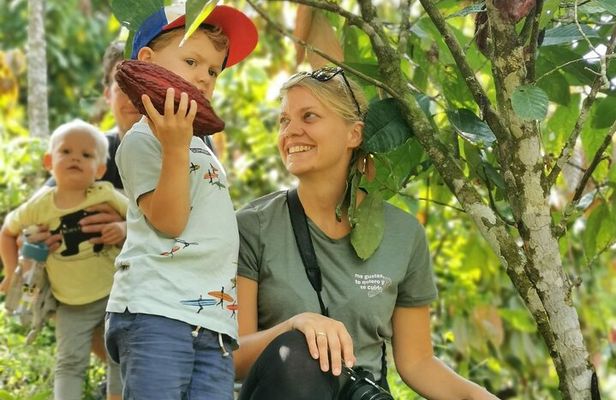Coffee & Chocolate Private Tour in Medellin: Genuine Experience 