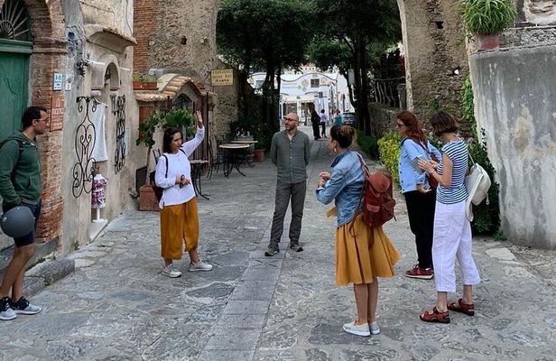 Guided Walking Tour of Ravello at Sunset