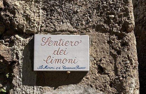 Walking tour from Minori to Maiori along the Path of the Lemons