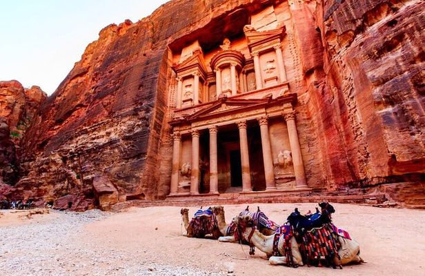 Petra 1-Day Tour from Jerusalem with FREE Authentic Lunch
