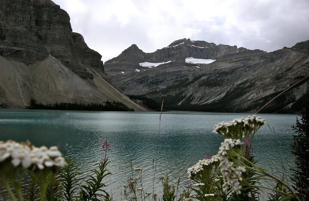 Bow Falls Day Hike