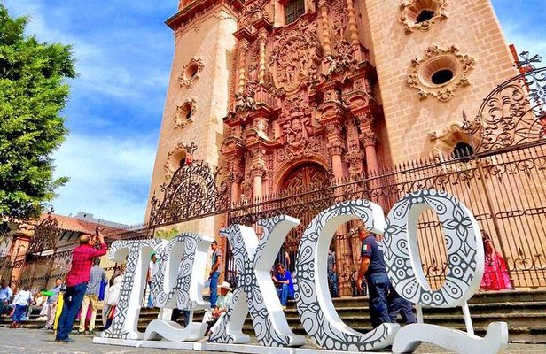 Full Day Private Tour of Taxco and Cuernavaca