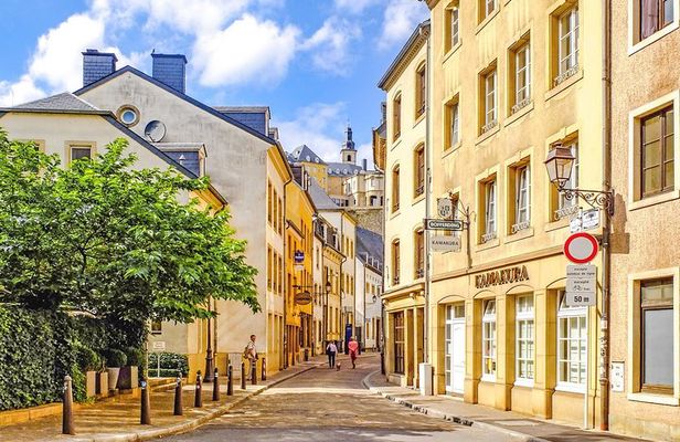 Explore Luxembourg in 60 minutes with a Local