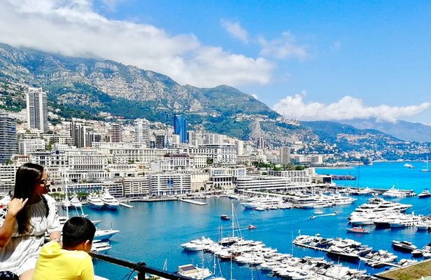 Secret Monaco : Hidden Gems, Art & Monumental Trees
