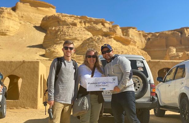 Two Day Tours to Whales Valley , Desert Camping & Giza Pyramids