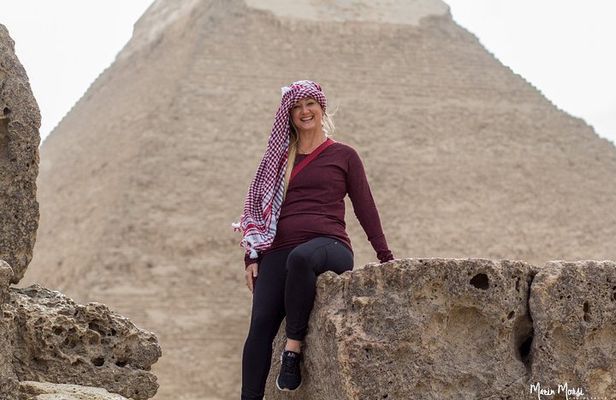 Day Tour To Giza Pyramids, Great Sphinx, Saqqara Pyramids & Memphis Capital