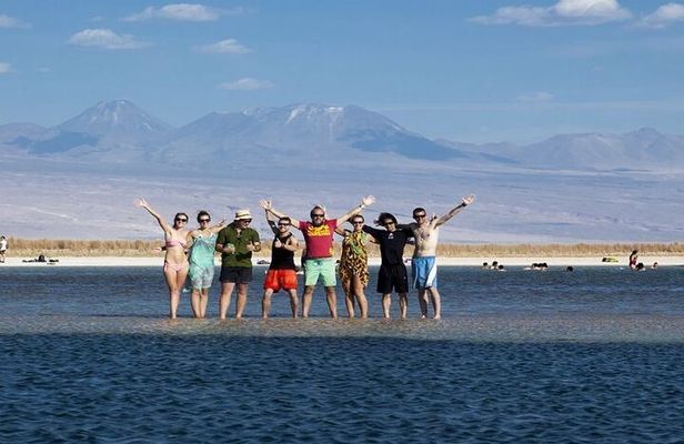 Cejar Lagoon and Ojos del Salar with Tebinquiche Tour