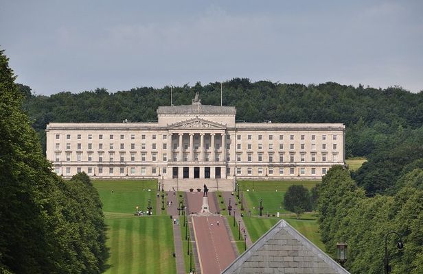 Belfast Private Walking Tour With A Professional Guide