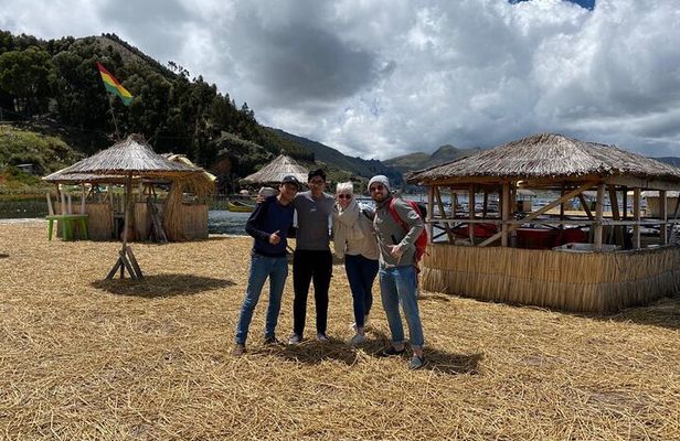 6-Day Bolivia Private Tour: La Paz-Uyuni Salt Flats-Lake Titicaca-Tihuanacu
