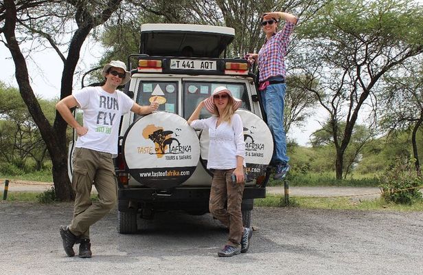 11 Days Mount Kilimanjaro Hiking and Private Tanzania Lodge Safari