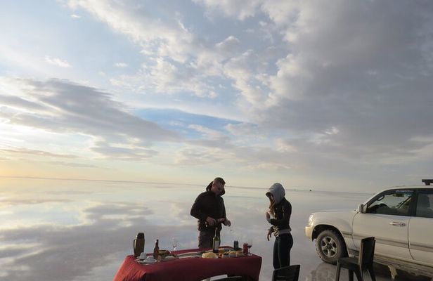 Visit to Uyuni Salt Flats from La Paz Bolivia by Bus