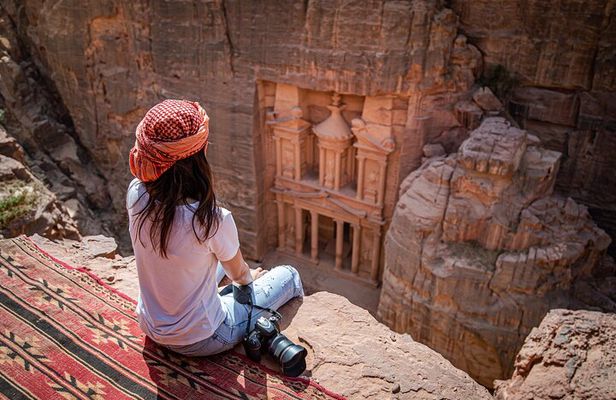 2-Night Private Jordan Jewels Tour: Petra and the Dead Sea