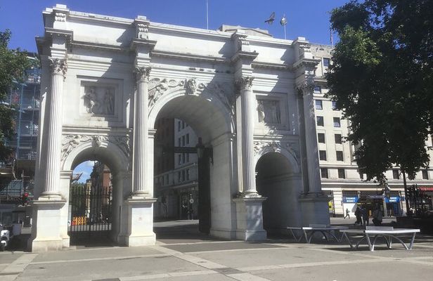Mayfair and Belgravia Private Walking Tour