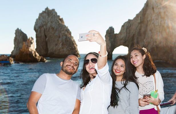 Cabo Sunset Dinner Cruise: Fajitas, Lands End and Party