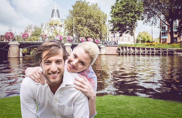 Backpacker's Private Tour of Amsterdam - Experience the best of everything