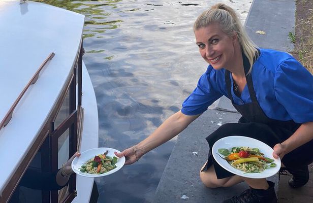 Amsterdam Private Dinner Cruise incl Drinks & 2-course Dinner 2hr