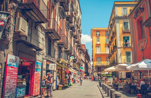 Gastronomic Walk in Naples
