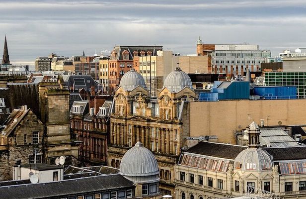 Glasgow Private Walking tour with a Professional Guide