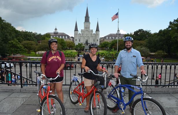 New Orleans French Quarter & Cemetery Bike Tour