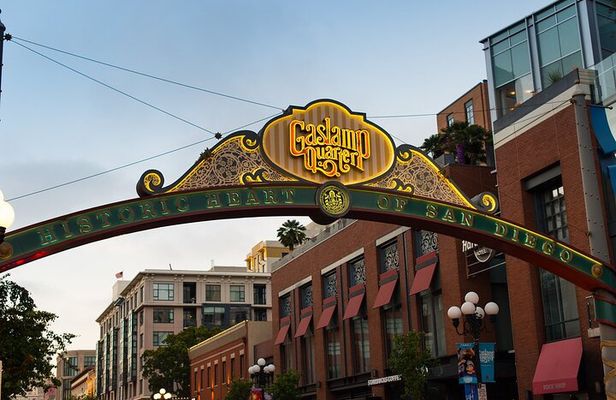 Private Walking Tour San Diego: Little Italy and Gaslamp Quarter