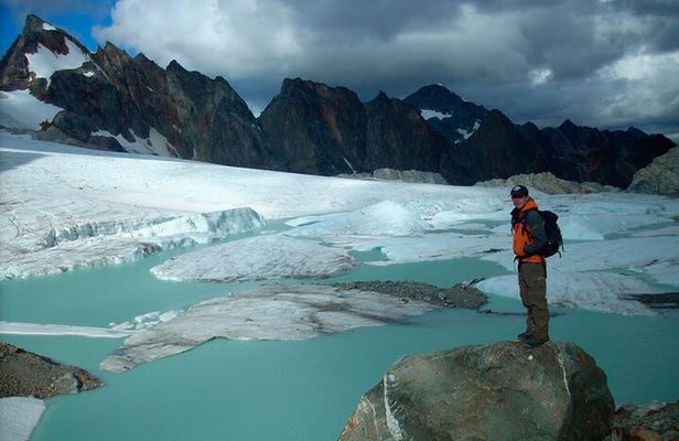 Ushuaia: Trekking to Ojo del Albino Glacier