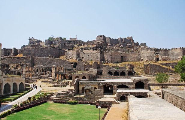 Tourisct Highlights of the Hyderabad (Guided Fullday Sightseeing Tour by Car)