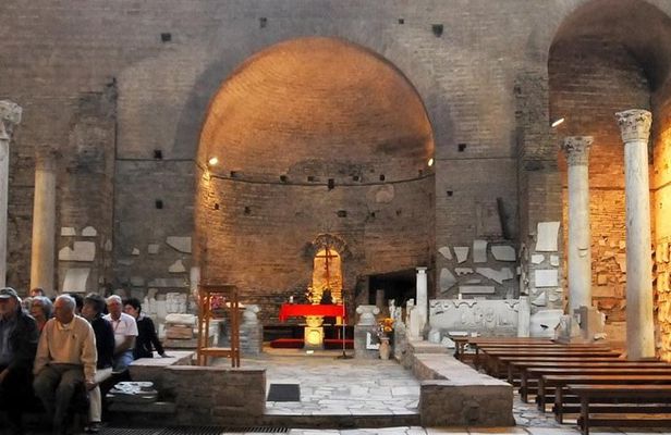 Rome: Small Group Underground Catacombs Tour