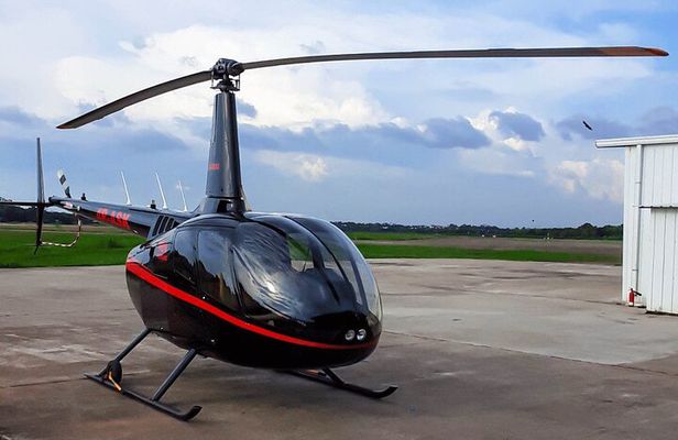 Discover Kandy by Helicopter From Ratmalana