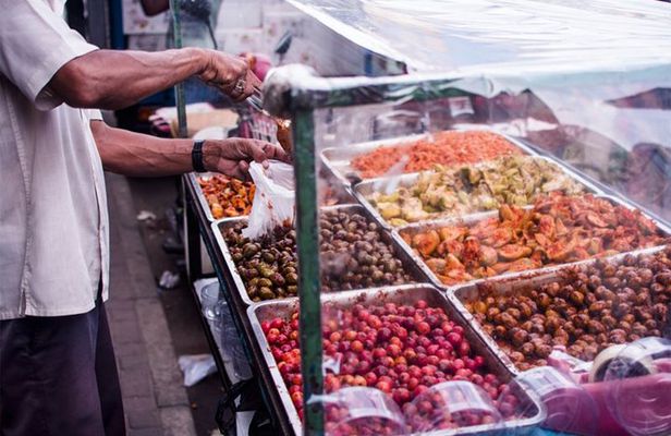 Galle Fort Street Food Walk
