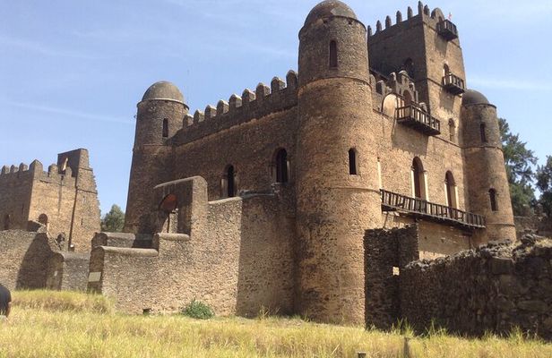 Historical tours - in five days, Addis Ababa, Axum, Laliebla and Gonder