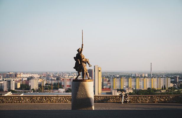 Explore Bratislava in 60 minutes with a Local