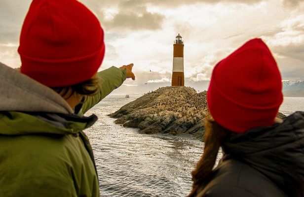 7-Day Ushuaia & Puerto Natales - Including Torres del Paine & Beagle Channel