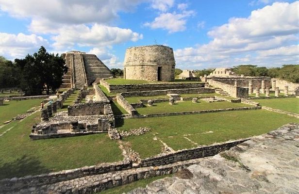 Private tour at Mayapan & Mucuyché