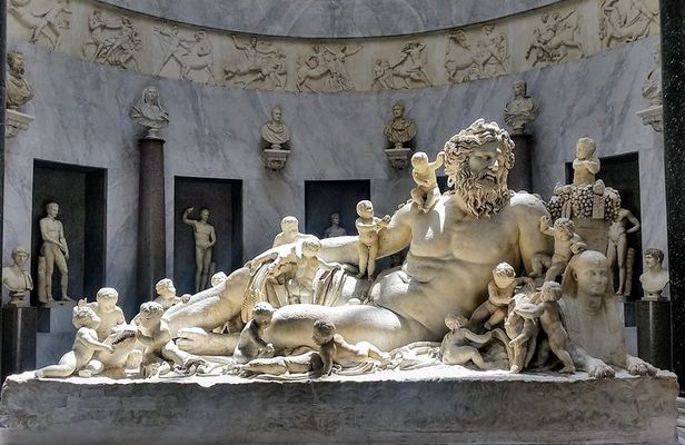 Sistine Chapel, Vatican Museum and Basilica Small Group Tour