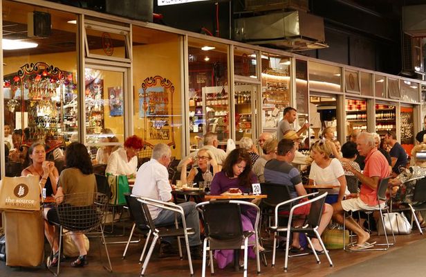Small-Group Adelaide Central Market Early Breakfast Tour